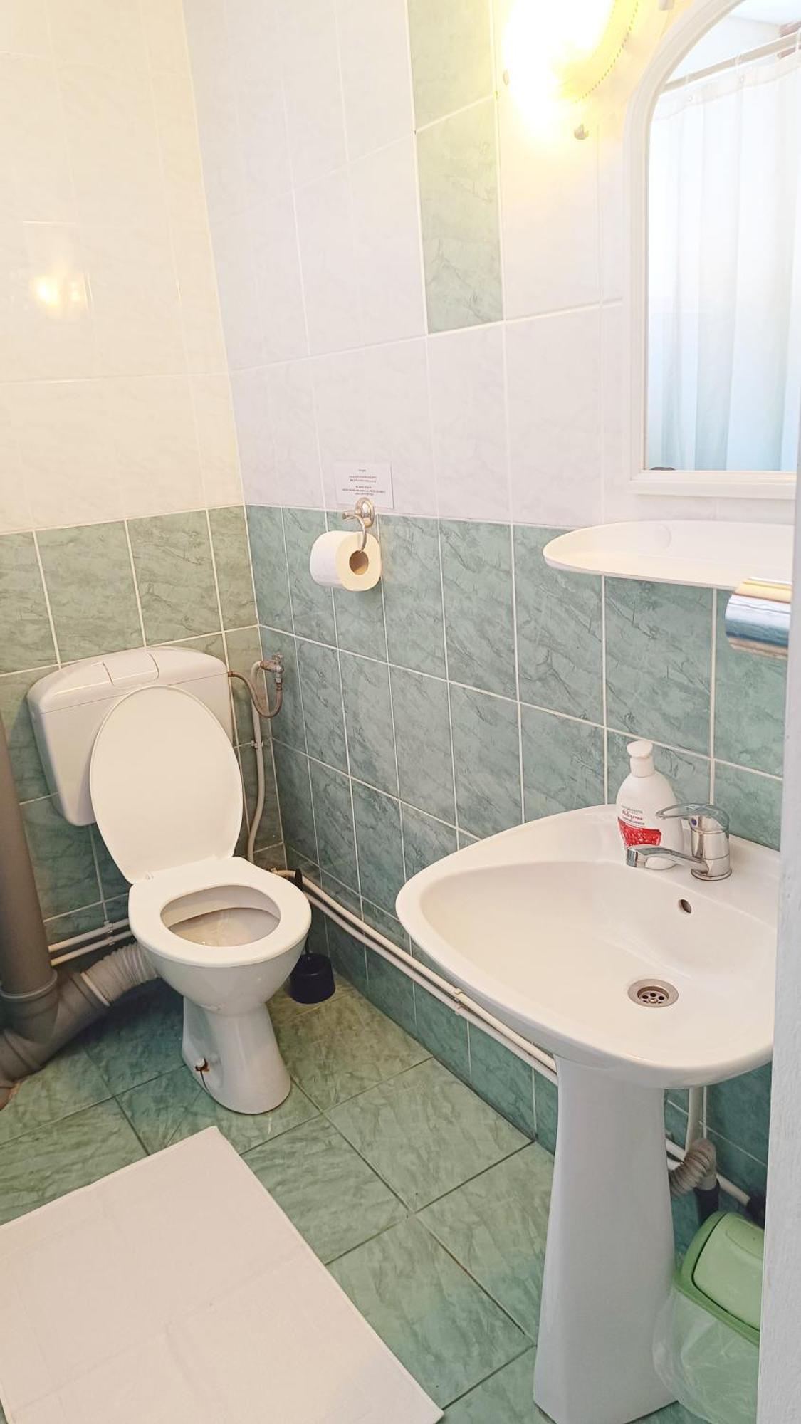Pensiunea Valea Cernei Teliucu Inferior Exteriör bild